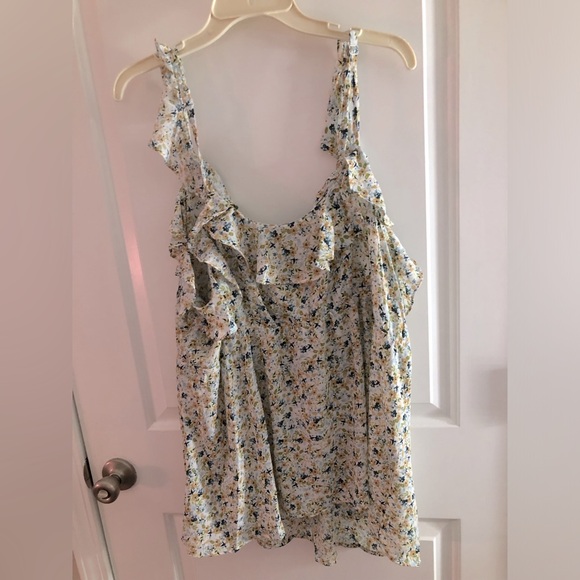 Torrid sz 3 Peplum Georgette Ruffle Surplice Tank Top NWT - Picture 8 of 8